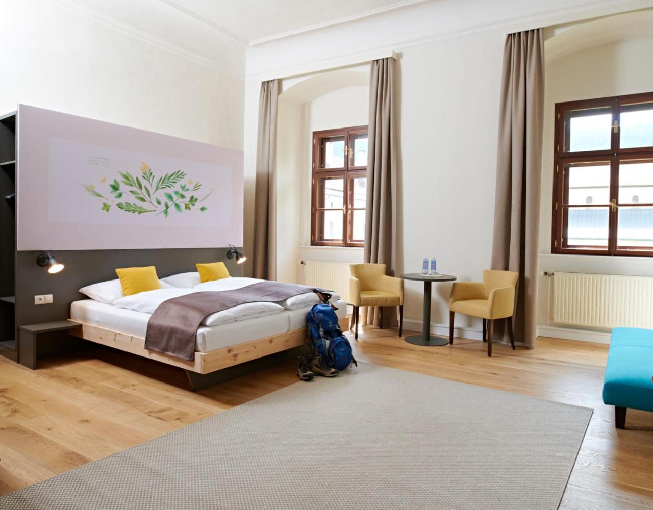 Hotel Jufa Stift 4*